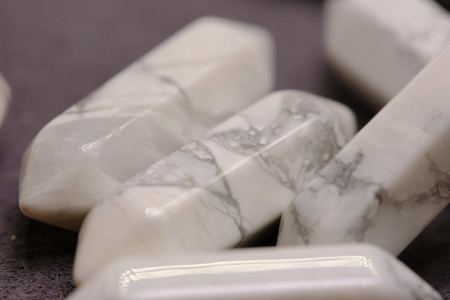 Howlite Points - Polished